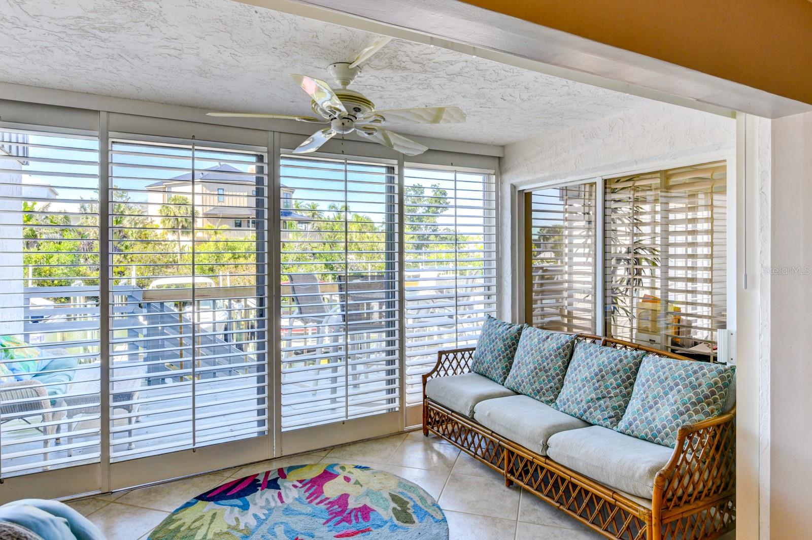 HARBOUR TOWNE - Residential Lease