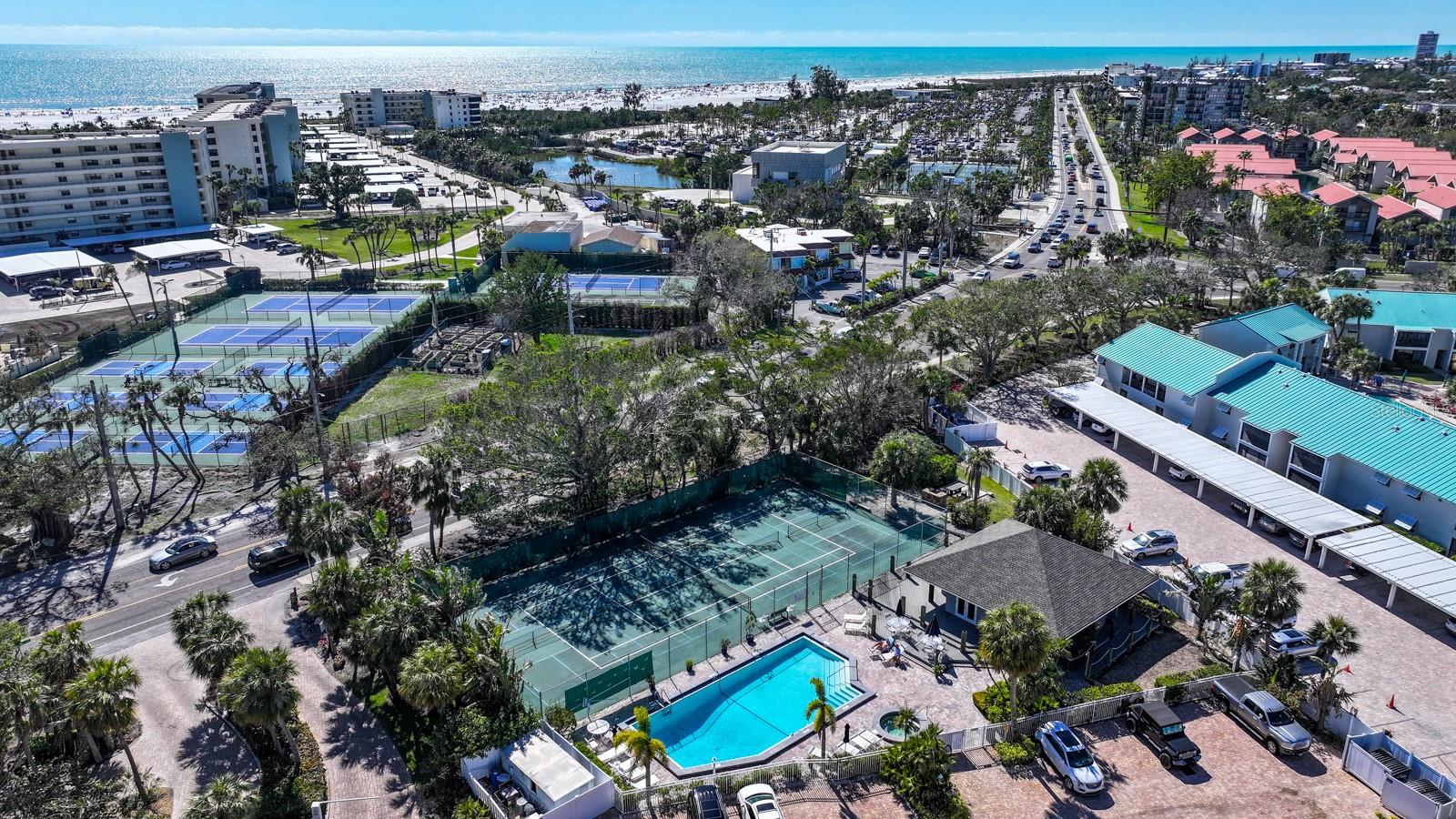 HARBOUR TOWNE - Residential Lease