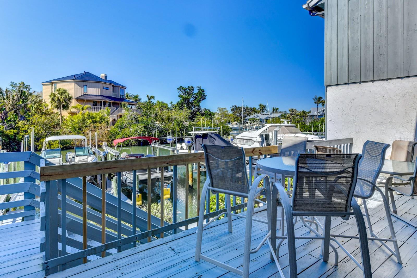 HARBOUR TOWNE - Residential Lease