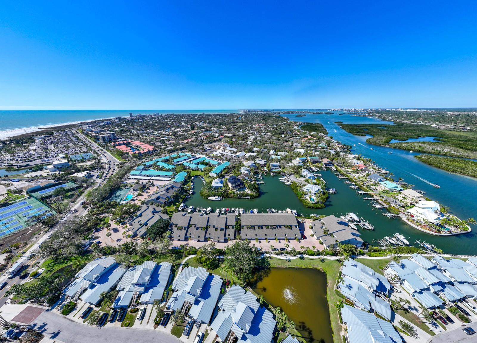 HARBOUR TOWNE - Residential Lease