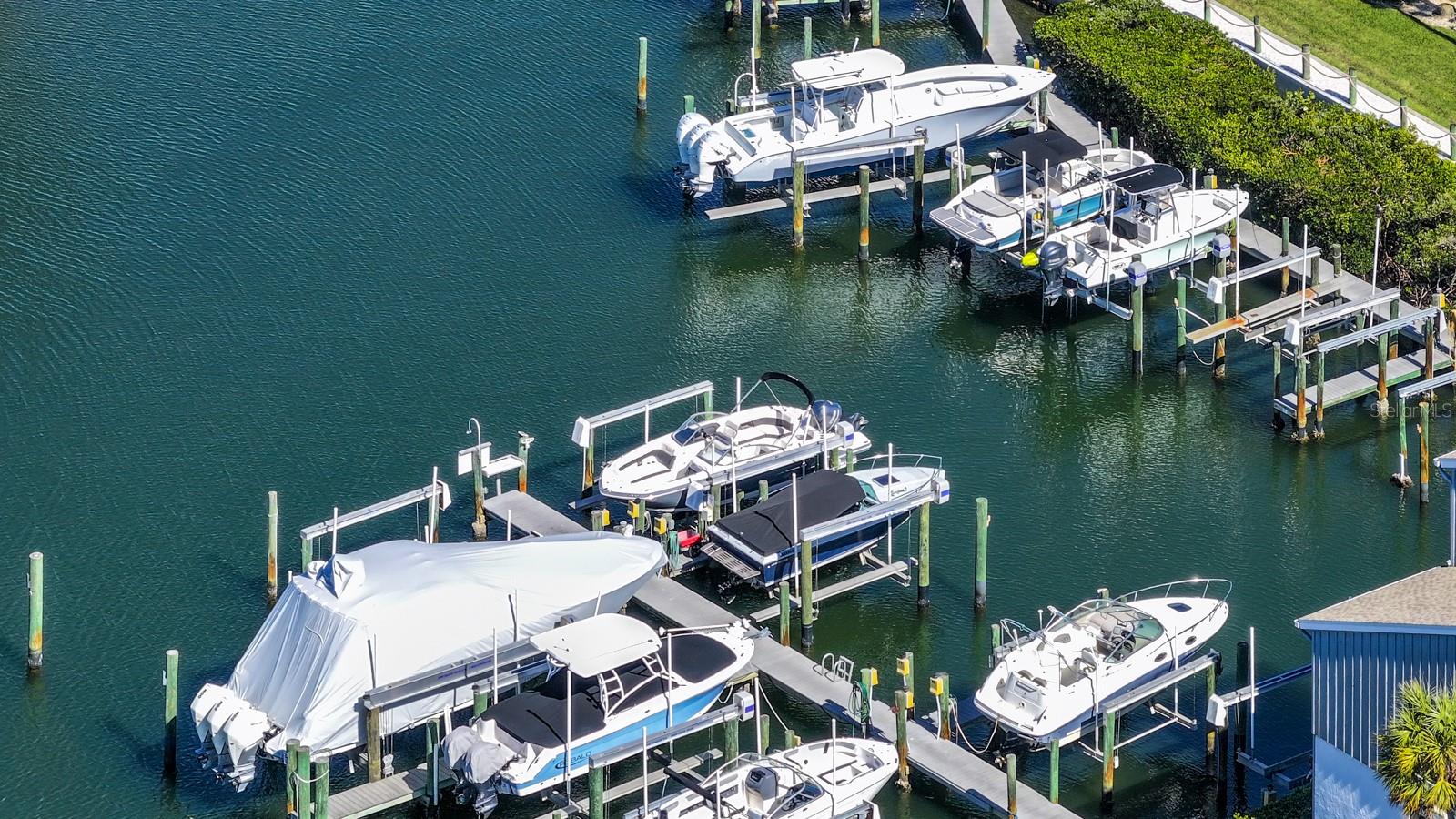 HARBOUR TOWNE - Residential Lease