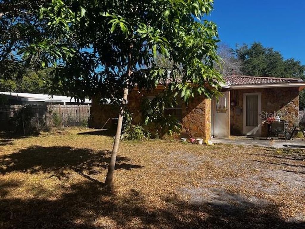 Photo of 134 Emerald Lane, Largo, FL 33771 (MLS # A4673761)