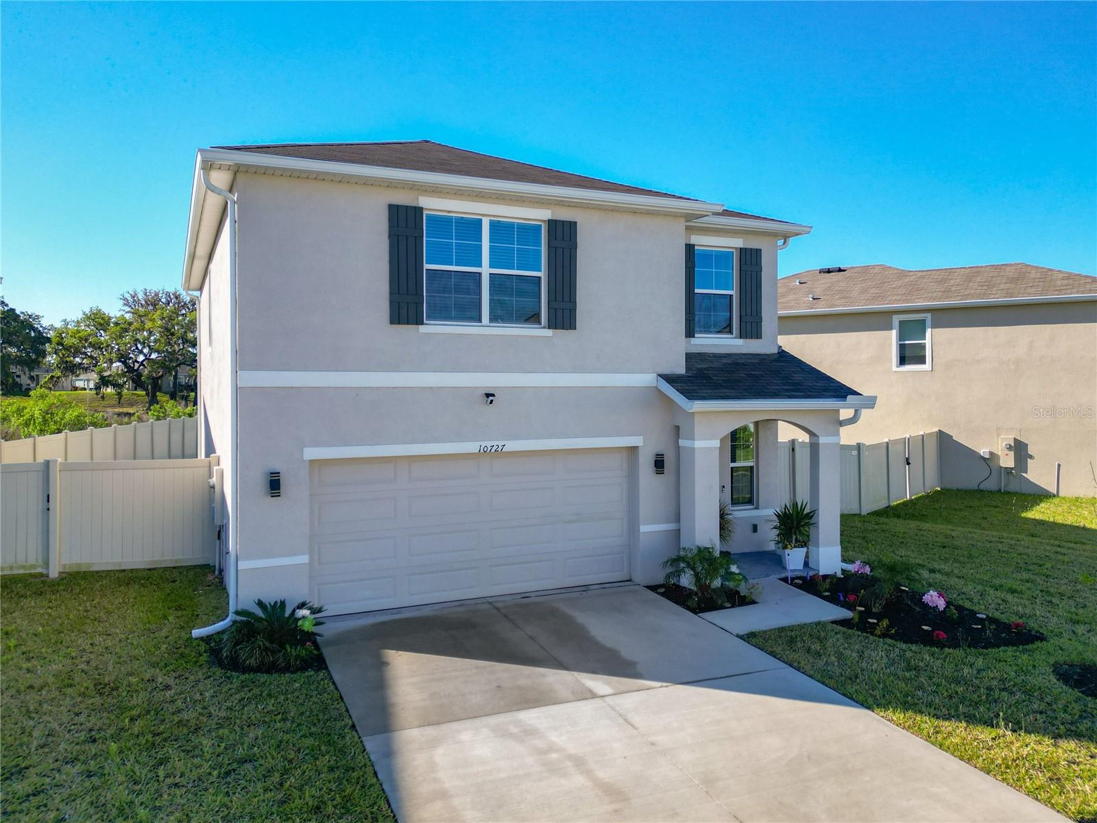 10727 PENNY GALE LOOP