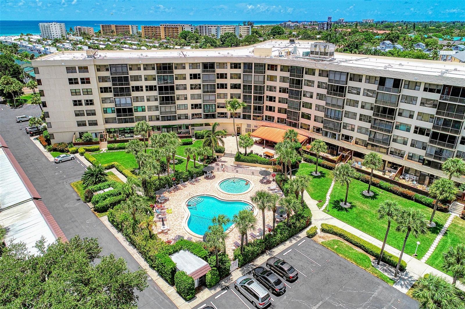 HARBOR TOWERS Y & R - Residential Lease