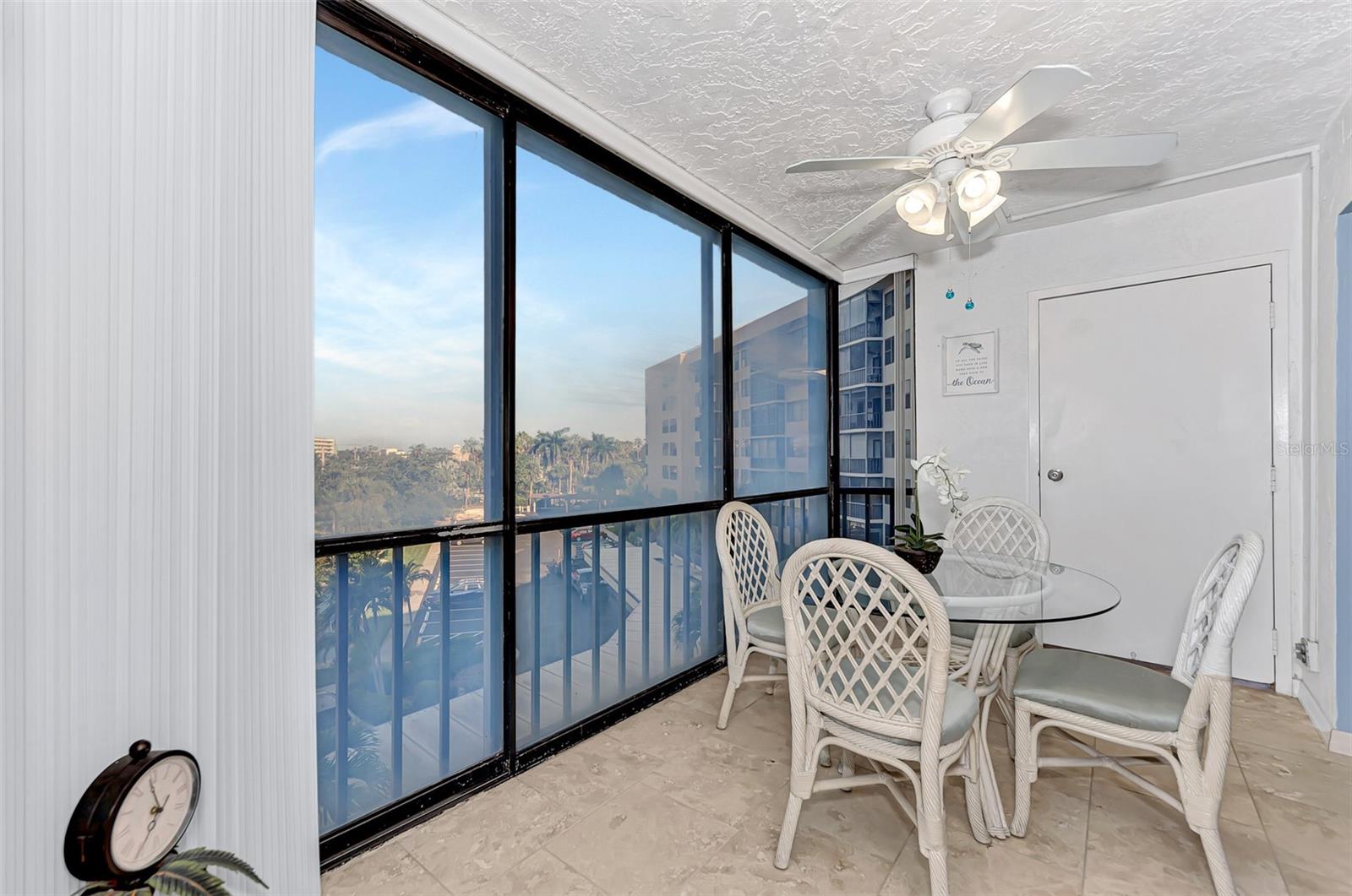 HARBOR TOWERS Y & R - Residential Lease