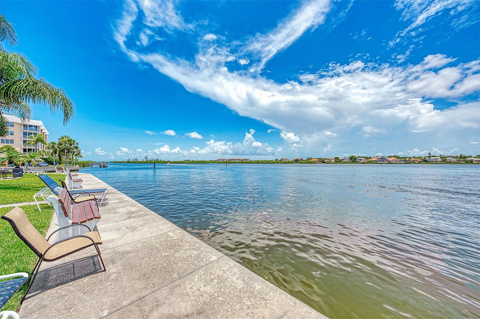 HARBOR TOWERS Y & R - Residential Lease