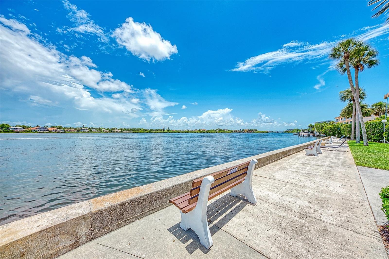 HARBOR TOWERS Y & R - Residential Lease