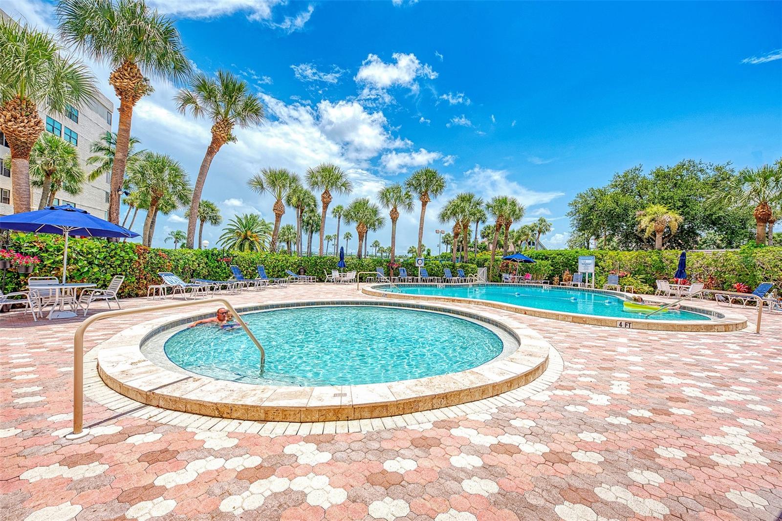 HARBOR TOWERS Y & R - Residential Lease