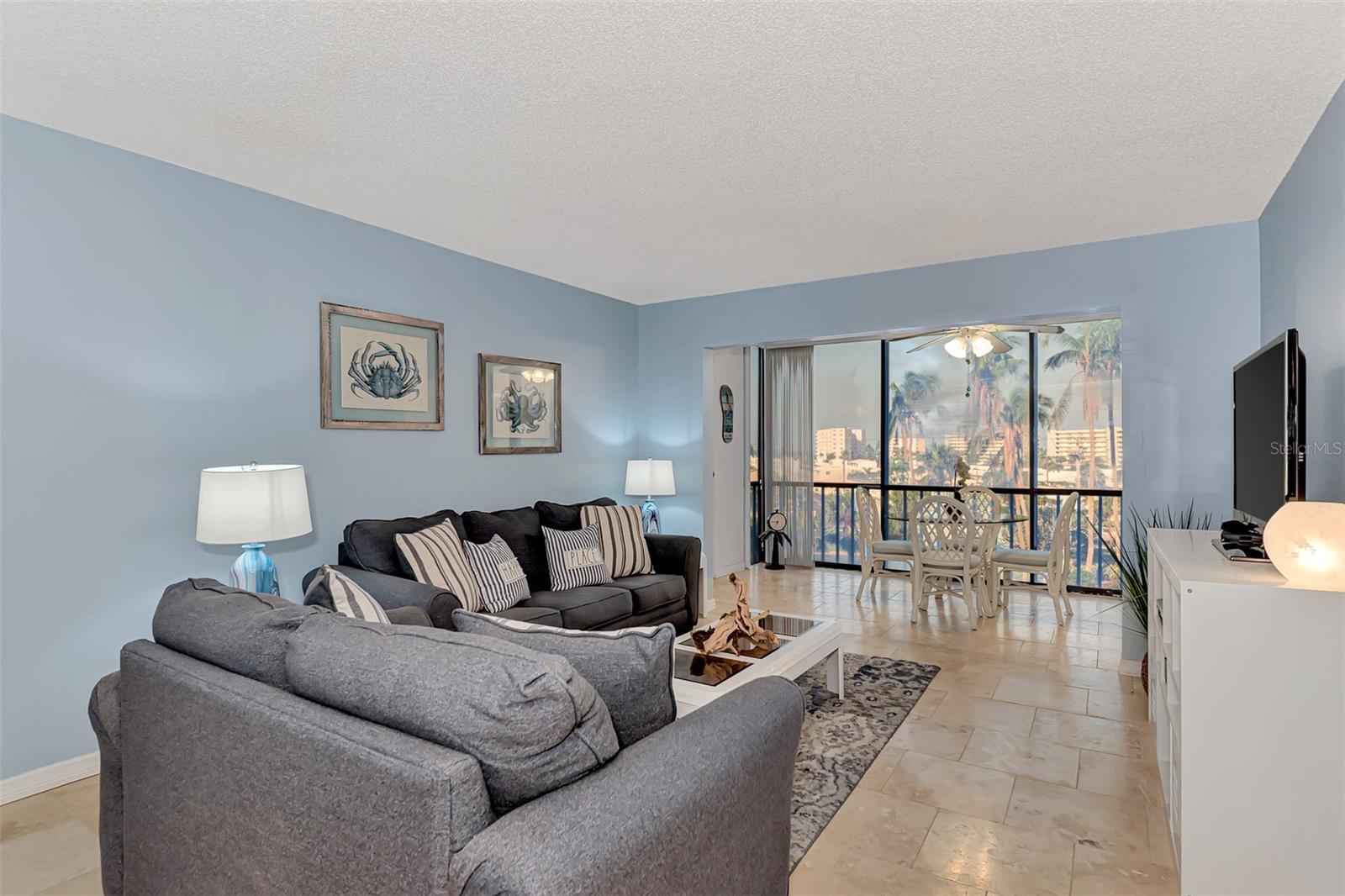 HARBOR TOWERS Y & R - Residential Lease