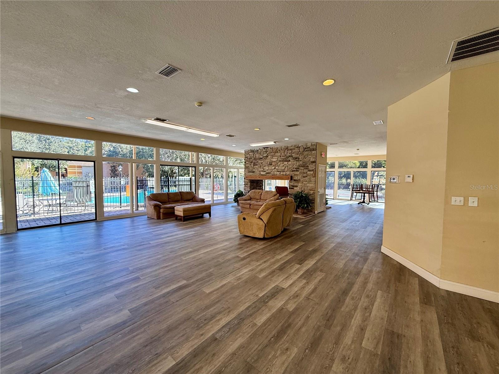 CREEKS EDGE CONDO - Residential