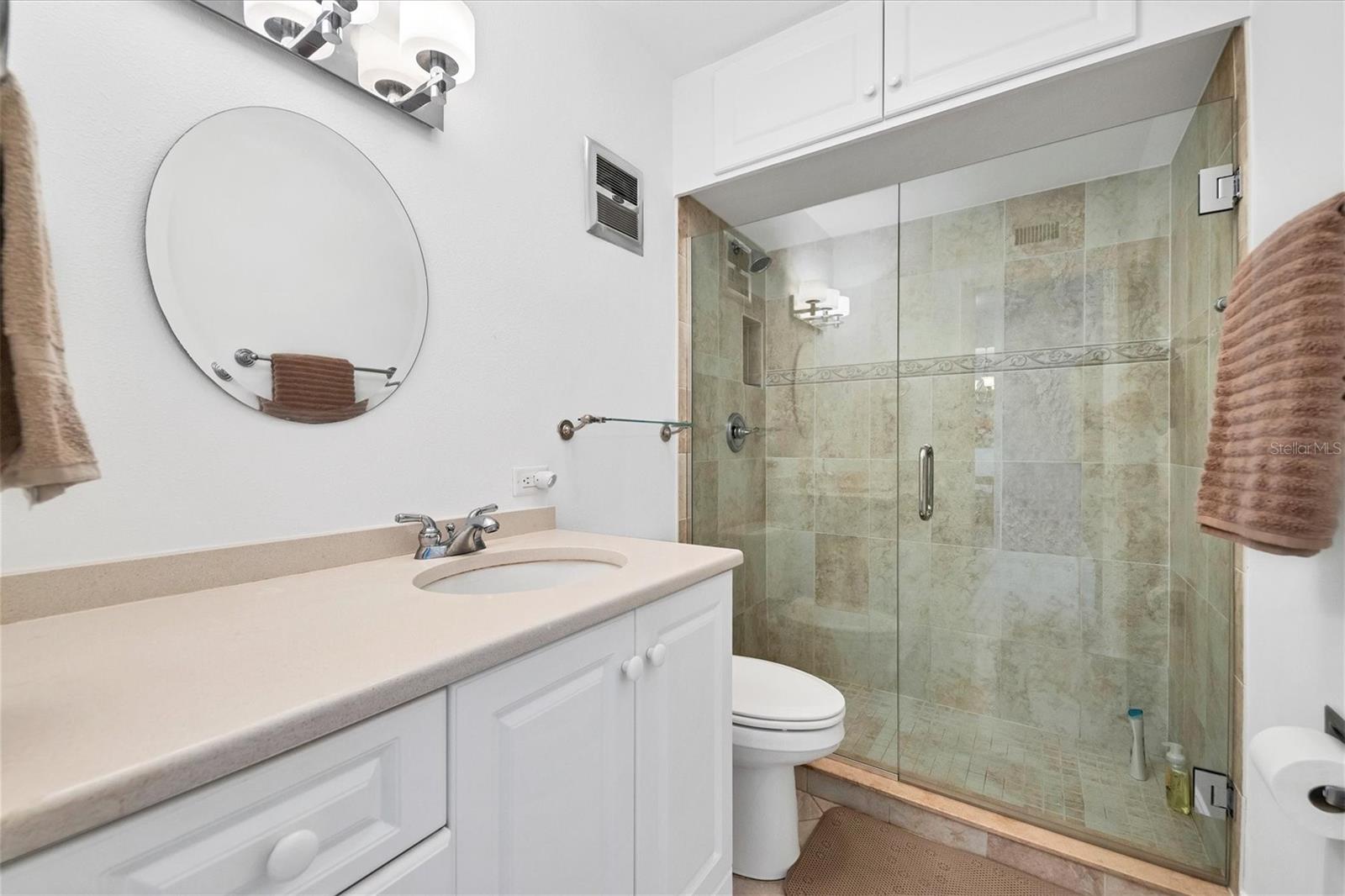 SARASOTA HARBOR EAST - Residential Lease