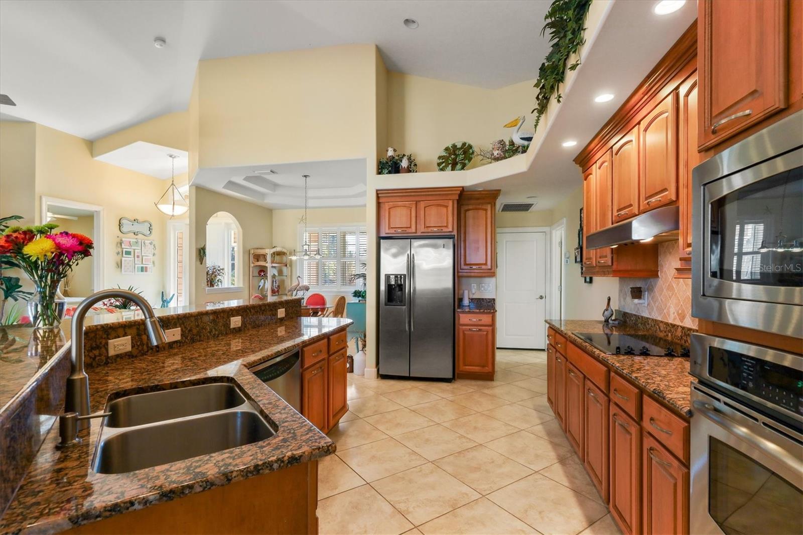 23 and 25 MEDALIST PLACE