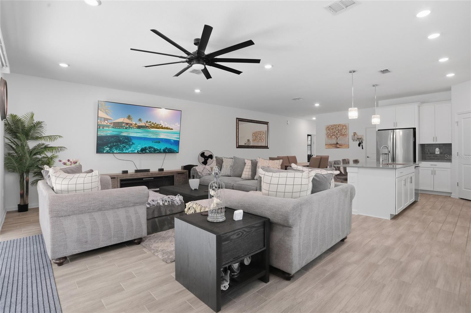 CAMDEN PK/PROVIDENCE PH 4 - Residential