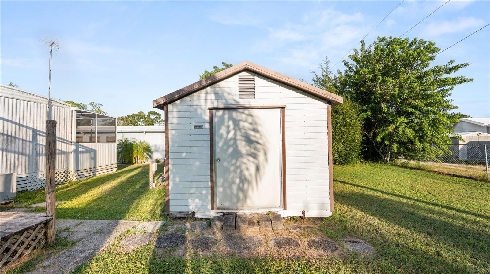 BRUNNERS MOBILE ESTATE - Residential