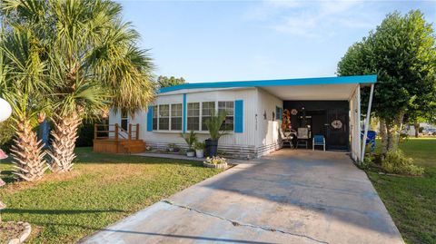 Photo of 1737 E Robin Avenue, Sebring, FL 33870 (MLS # L4956663)