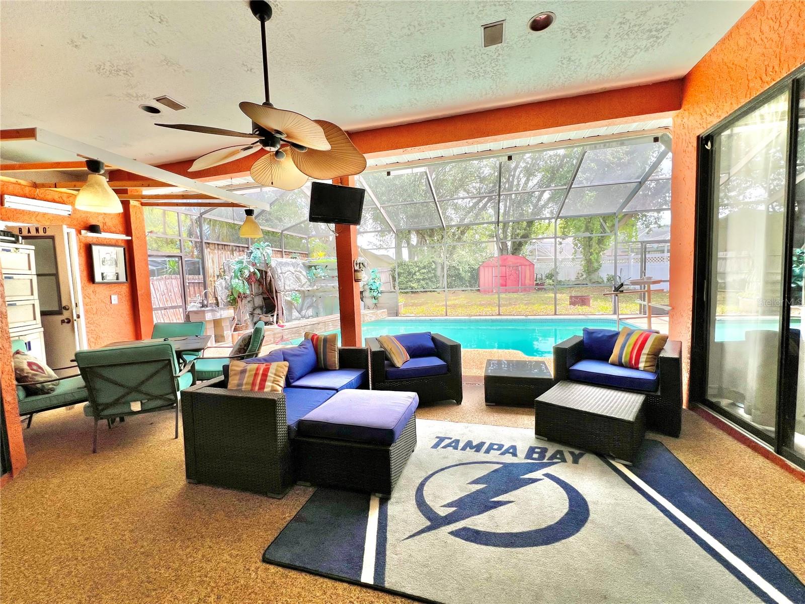 PIPERS MEADOW - Residential