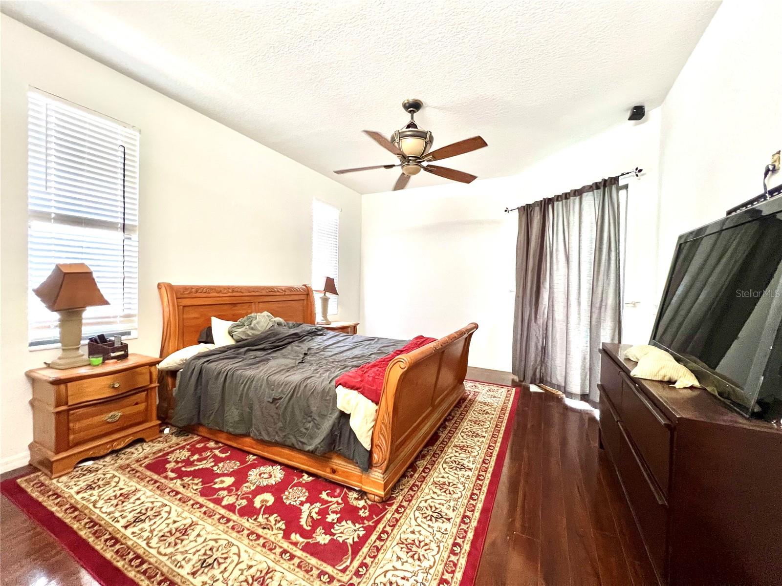 PIPERS MEADOW - Residential