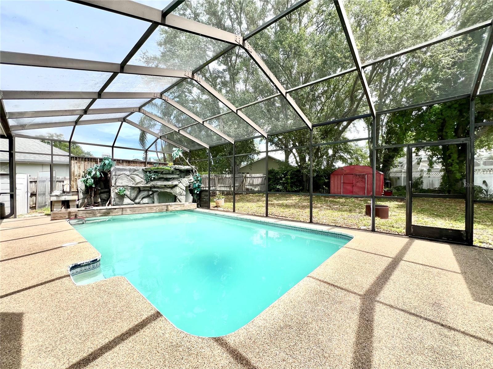 PIPERS MEADOW - Residential