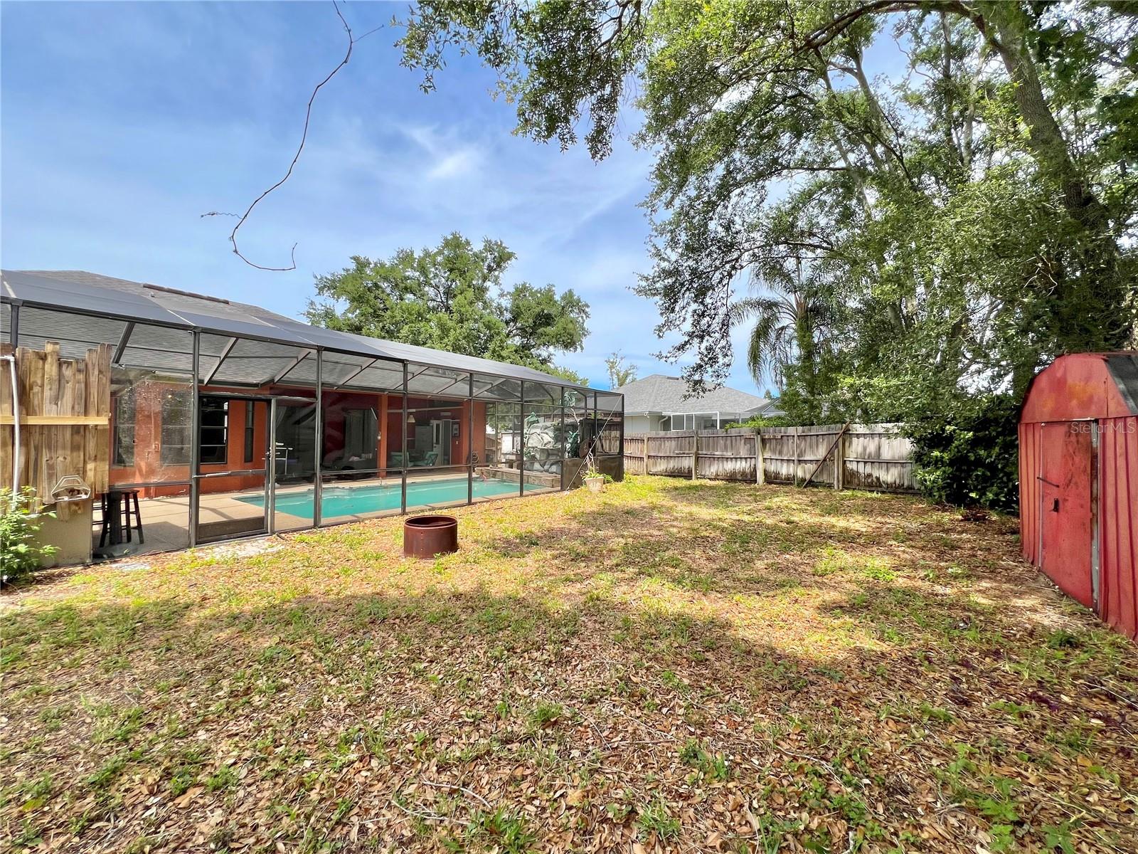 PIPERS MEADOW - Residential