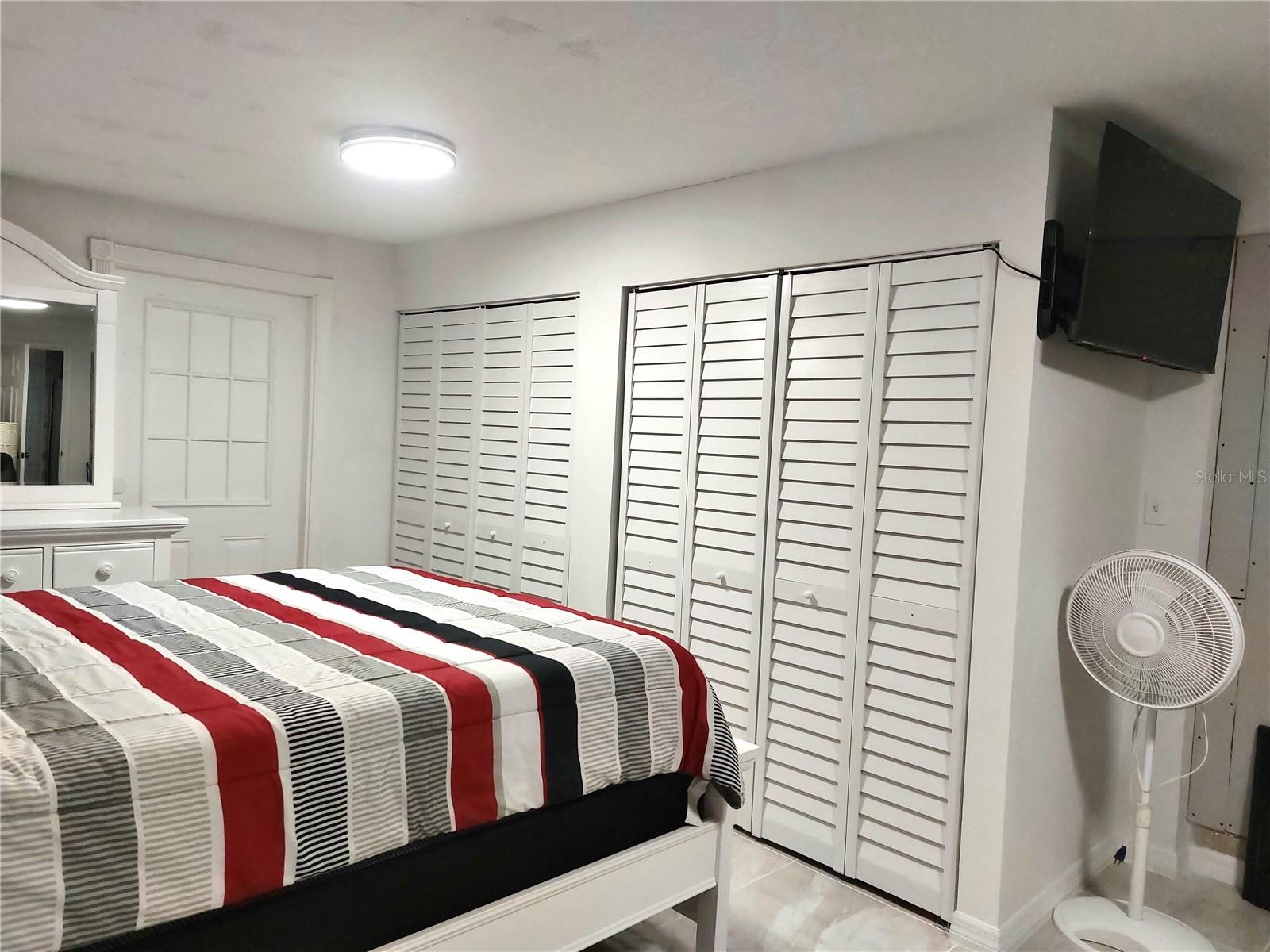 2136 W RAMBLA STREET