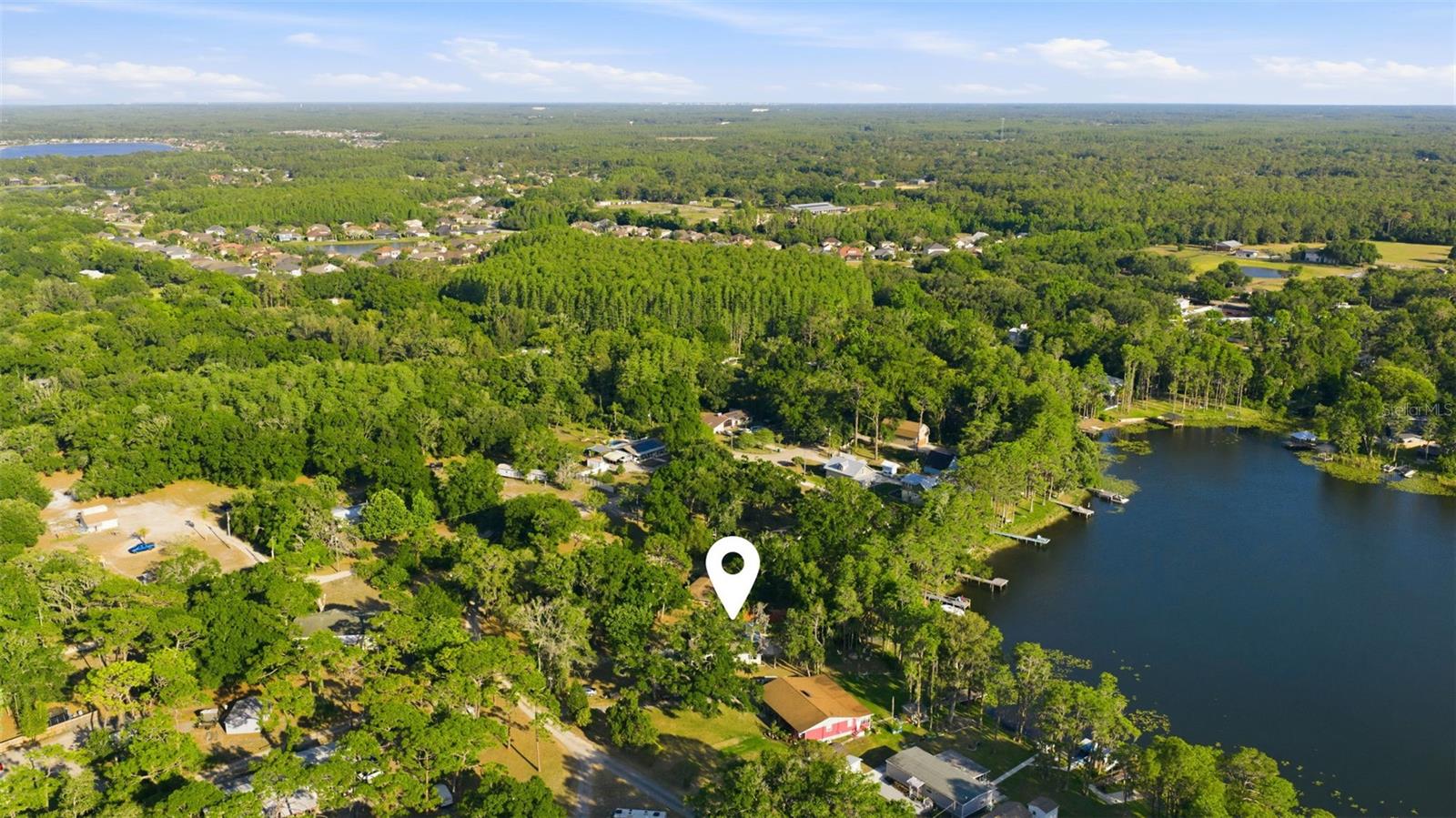 LAKE MINEOLA - Residential