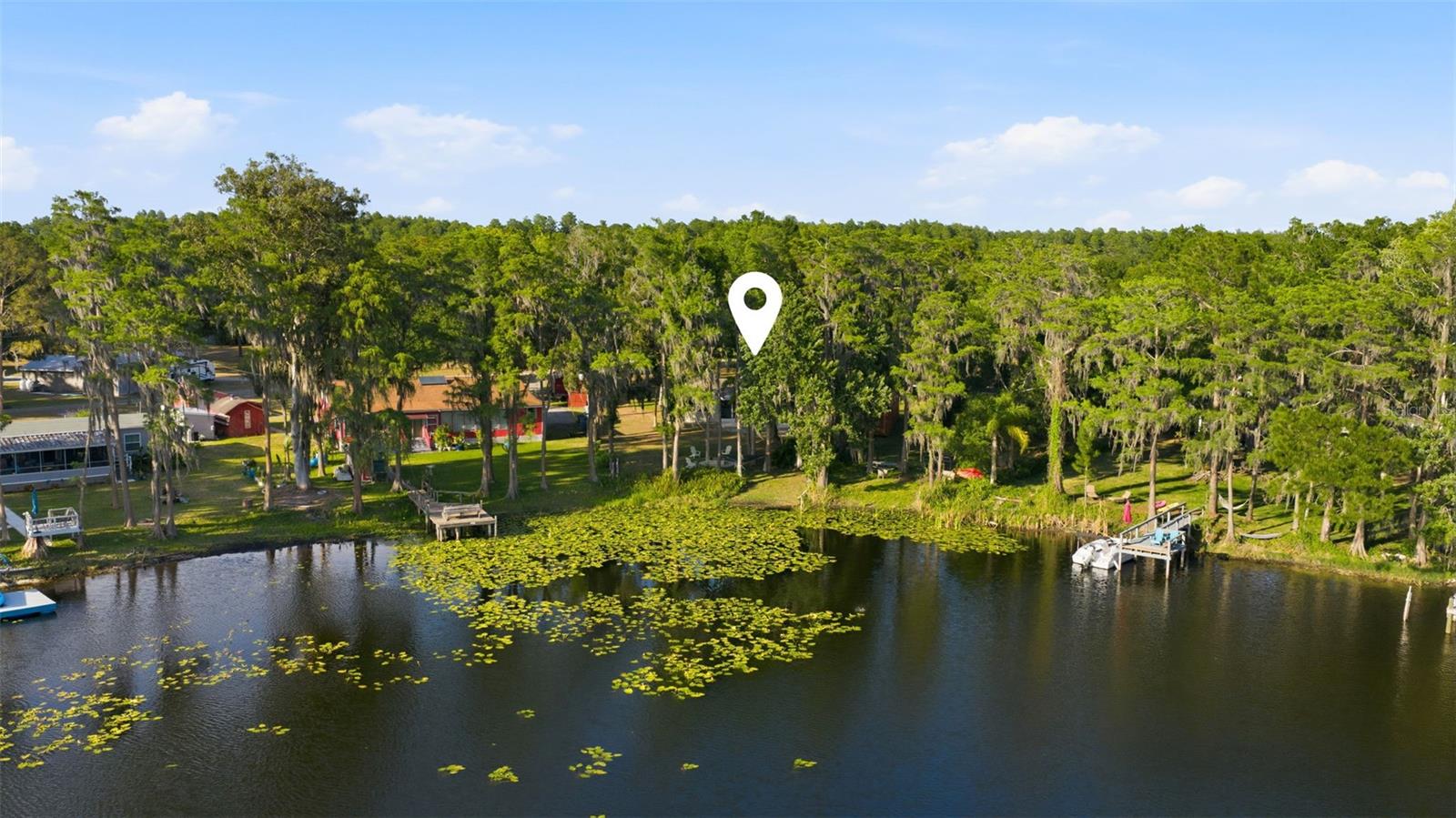 LAKE MINEOLA - Residential