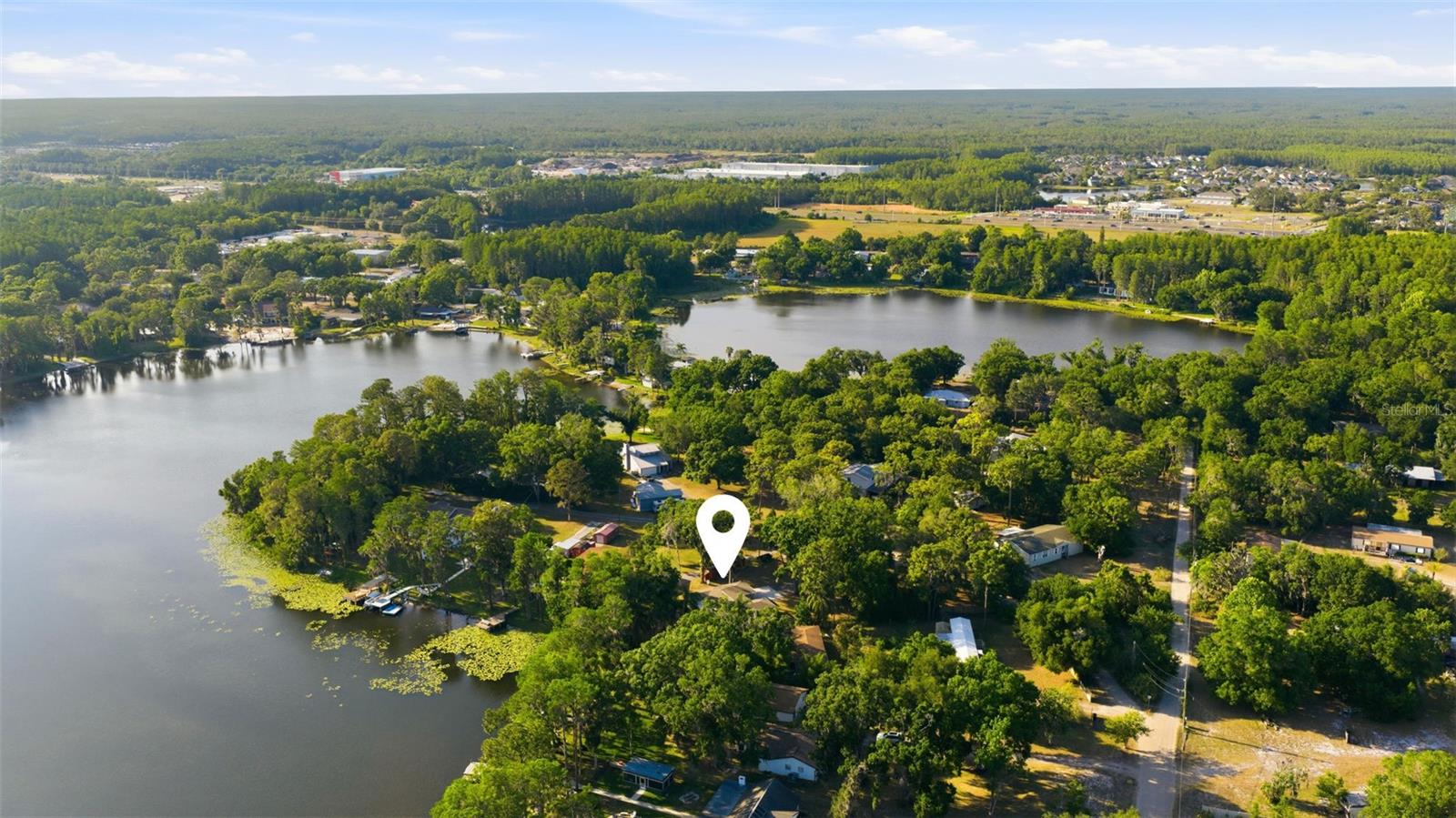 LAKE MINEOLA - Residential