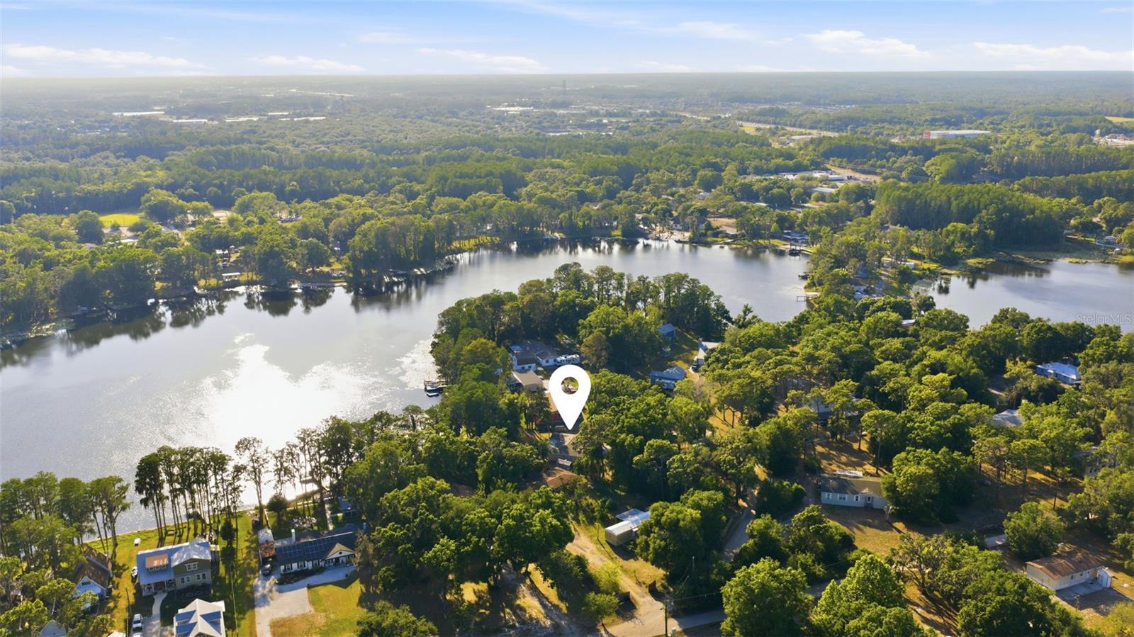 LAKE MINEOLA - Residential