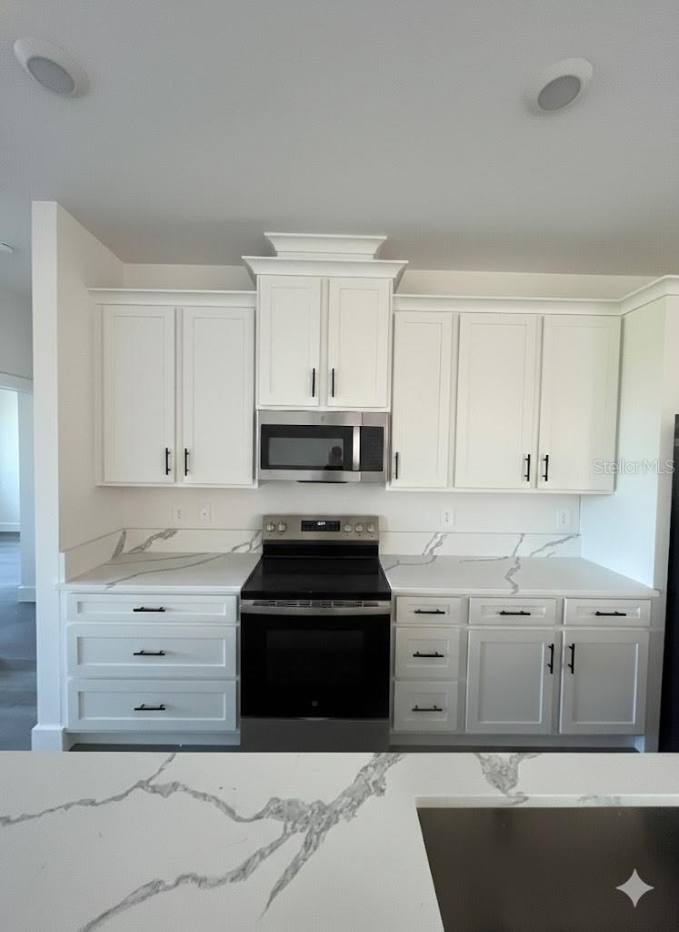 14118 FORT MYERS AVENUE