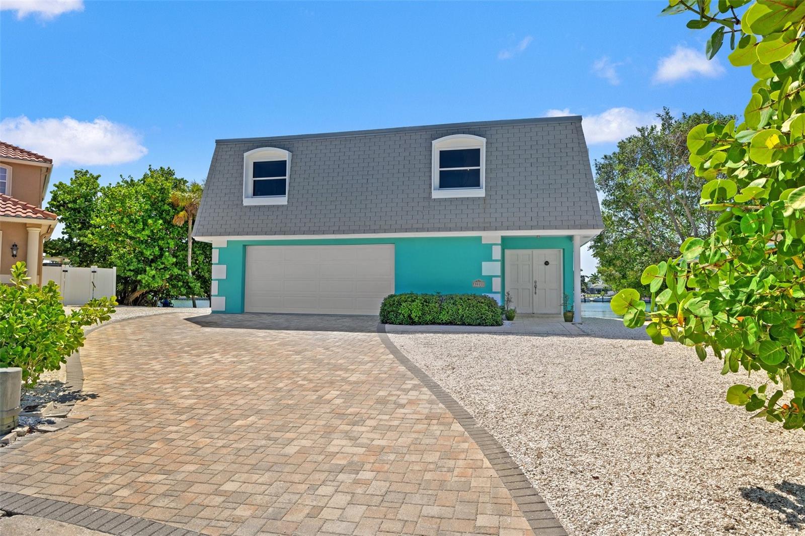 3021 ALTON DRIVE