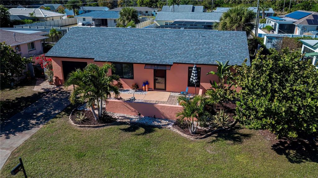 Photo of 443 Belmont Avenue, Venice, FL 34293 (MLS # N6141890)