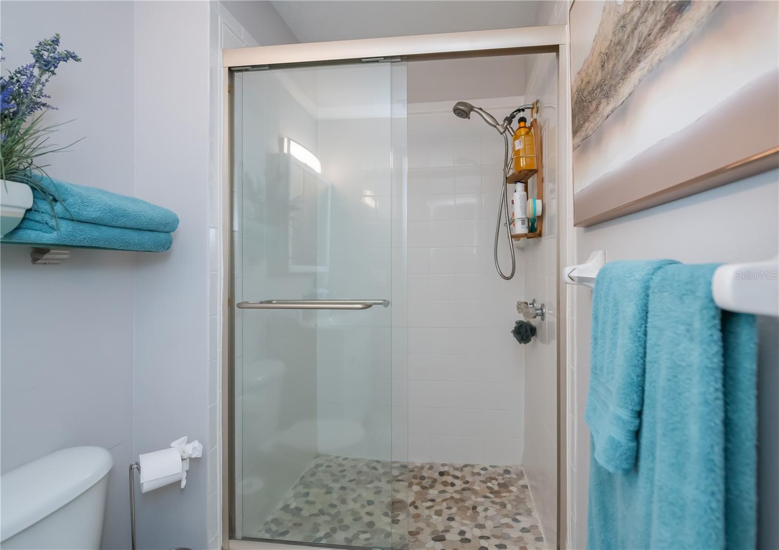 VENICE EAST 6TH ADD - Residential