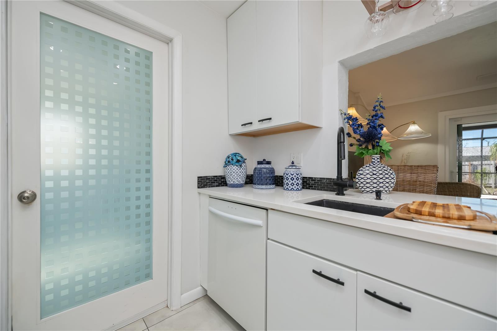 VENICE EAST 6TH ADD - Residential