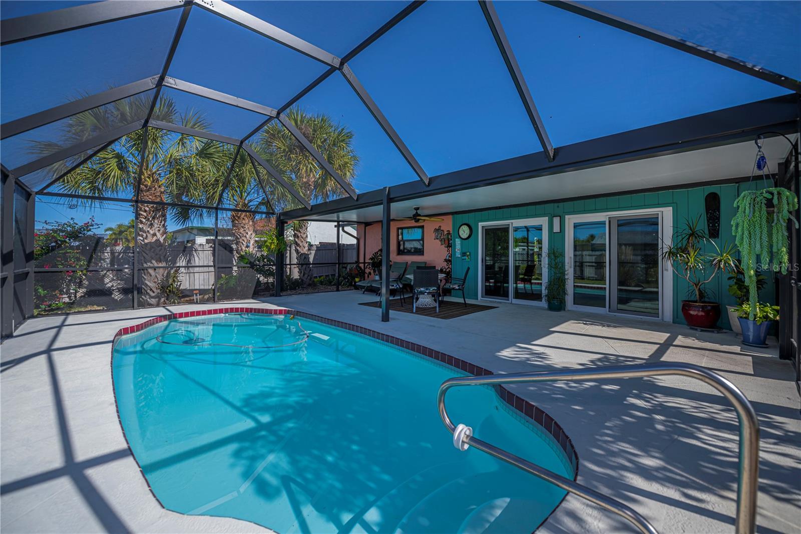 VENICE EAST 6TH ADD - Residential