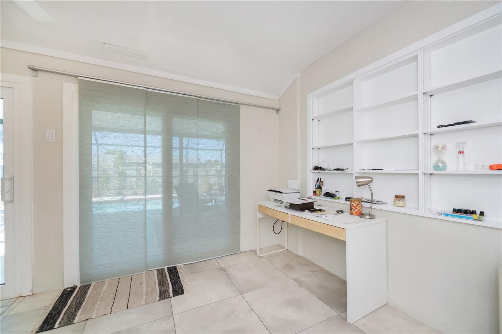 VENICE EAST 6TH ADD - Residential