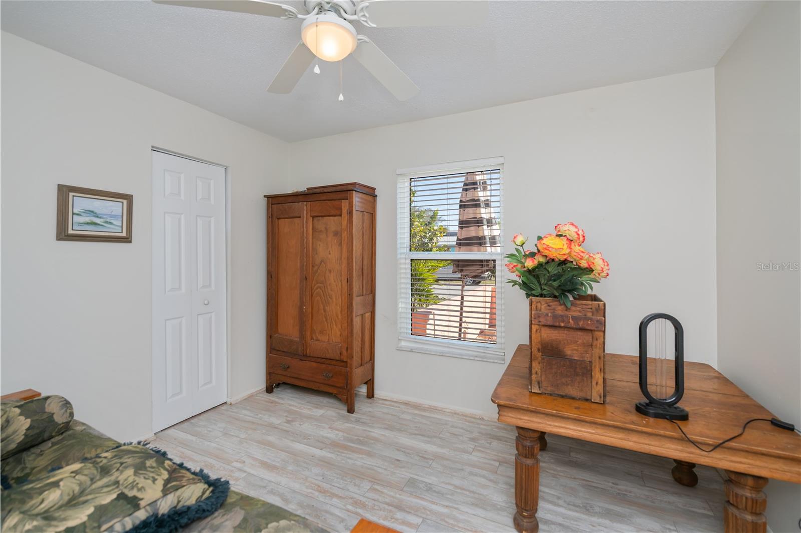 VENICE EAST 6TH ADD - Residential