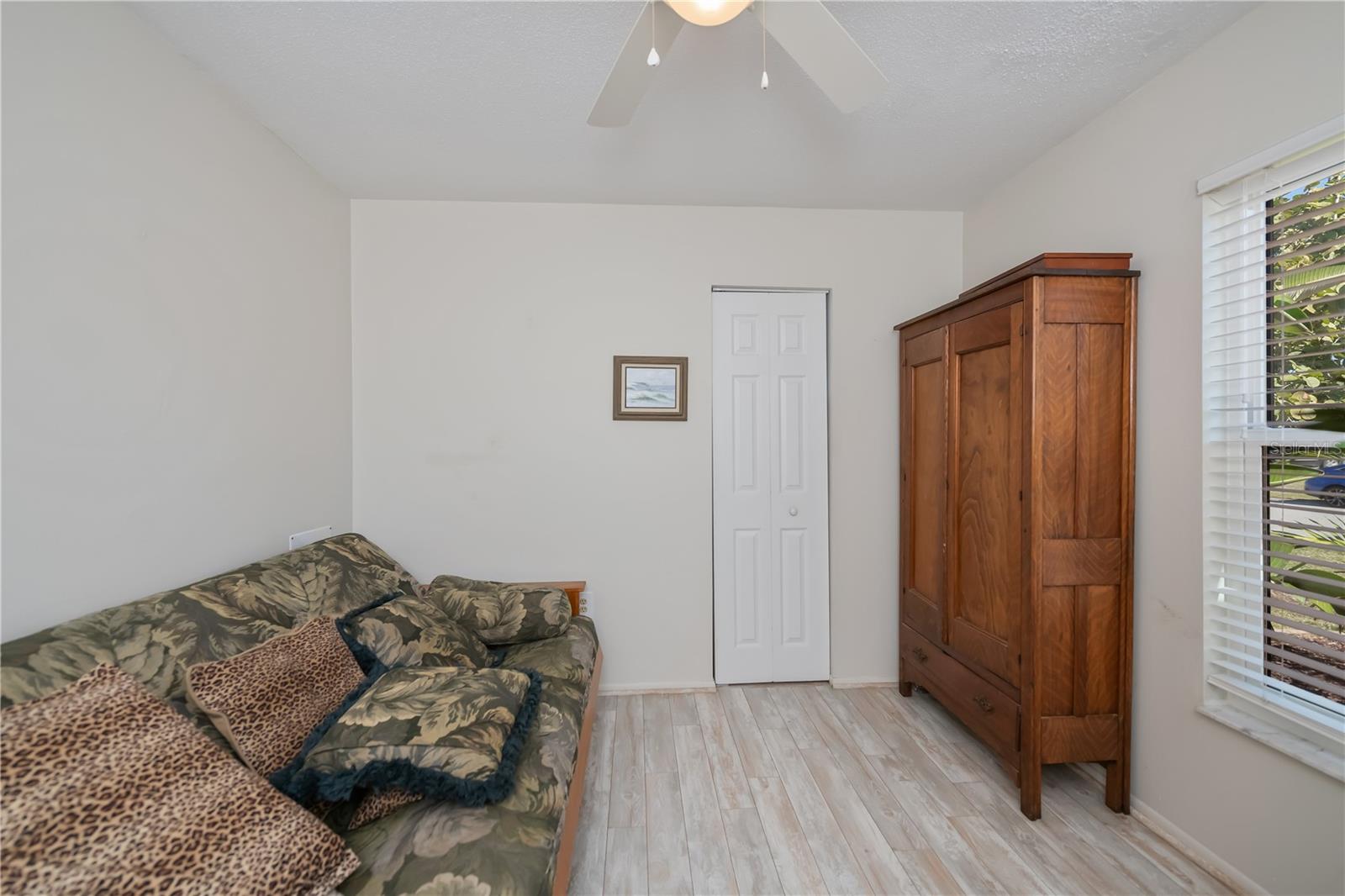 VENICE EAST 6TH ADD - Residential