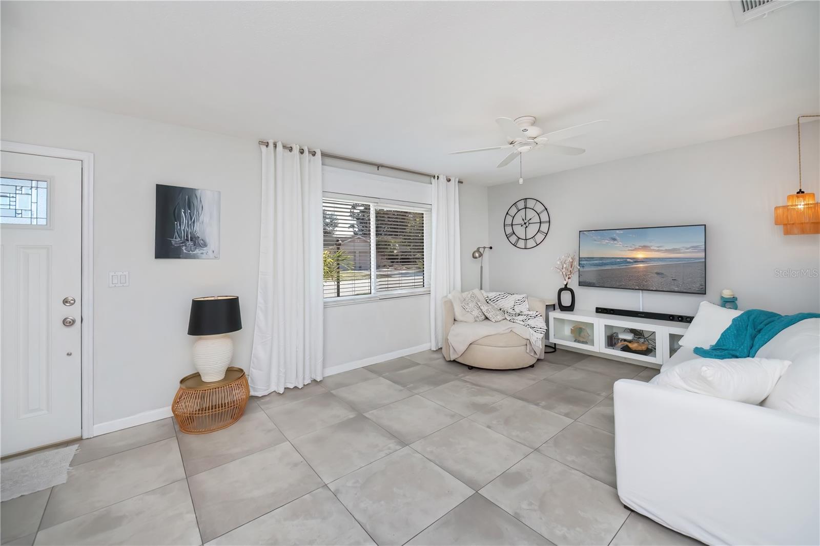 VENICE EAST 6TH ADD - Residential