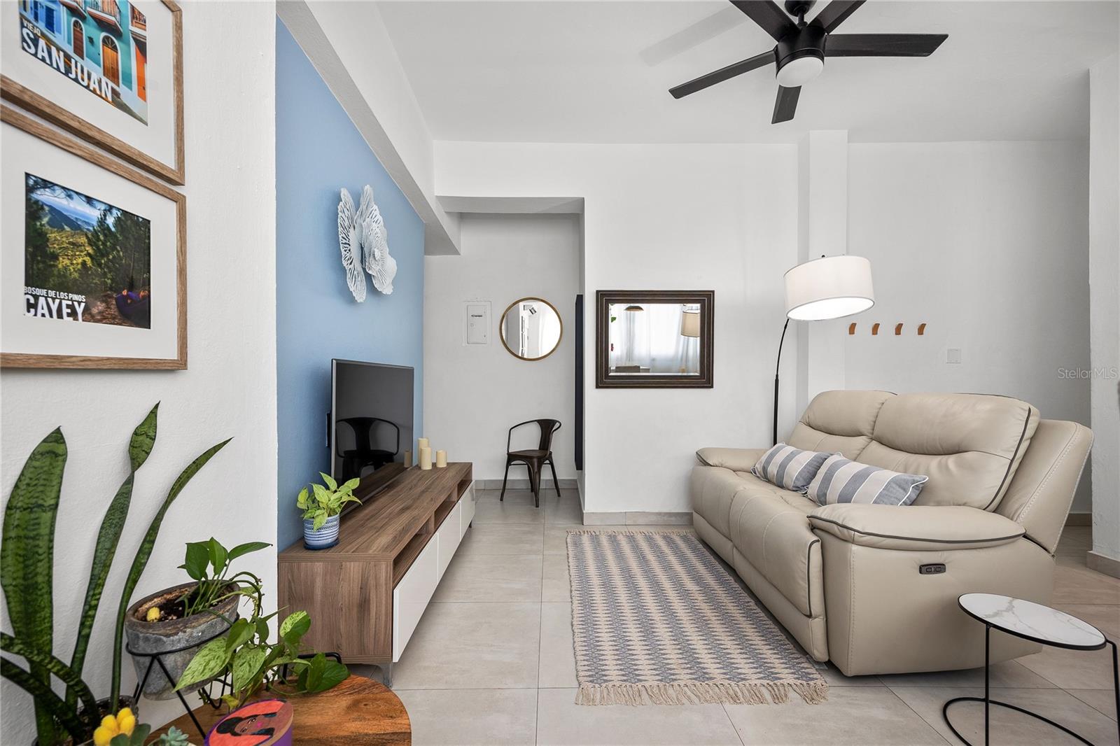 1102 Avenida Magdalena CONDADO CENTER 3F