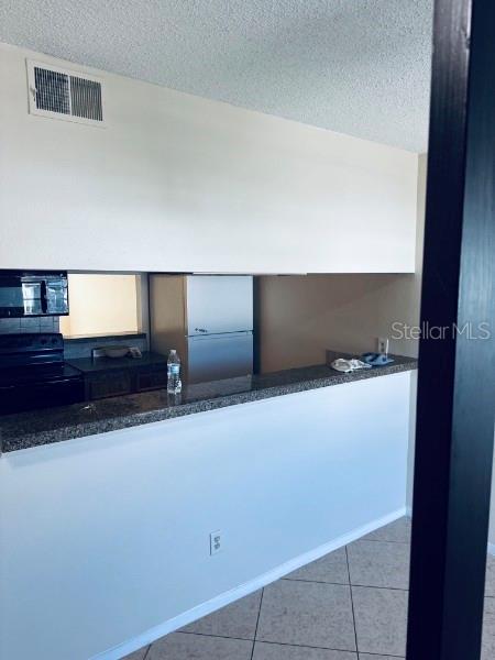 WATERSIDE CONDO I - Residential Lease