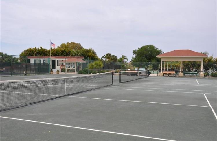 PUNTA GORDA ISLES SEC 15 - Land