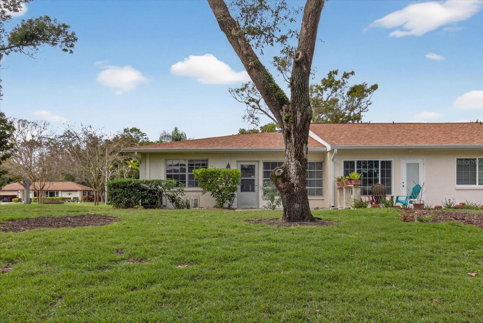 PATIO CONDO 1 - Residential