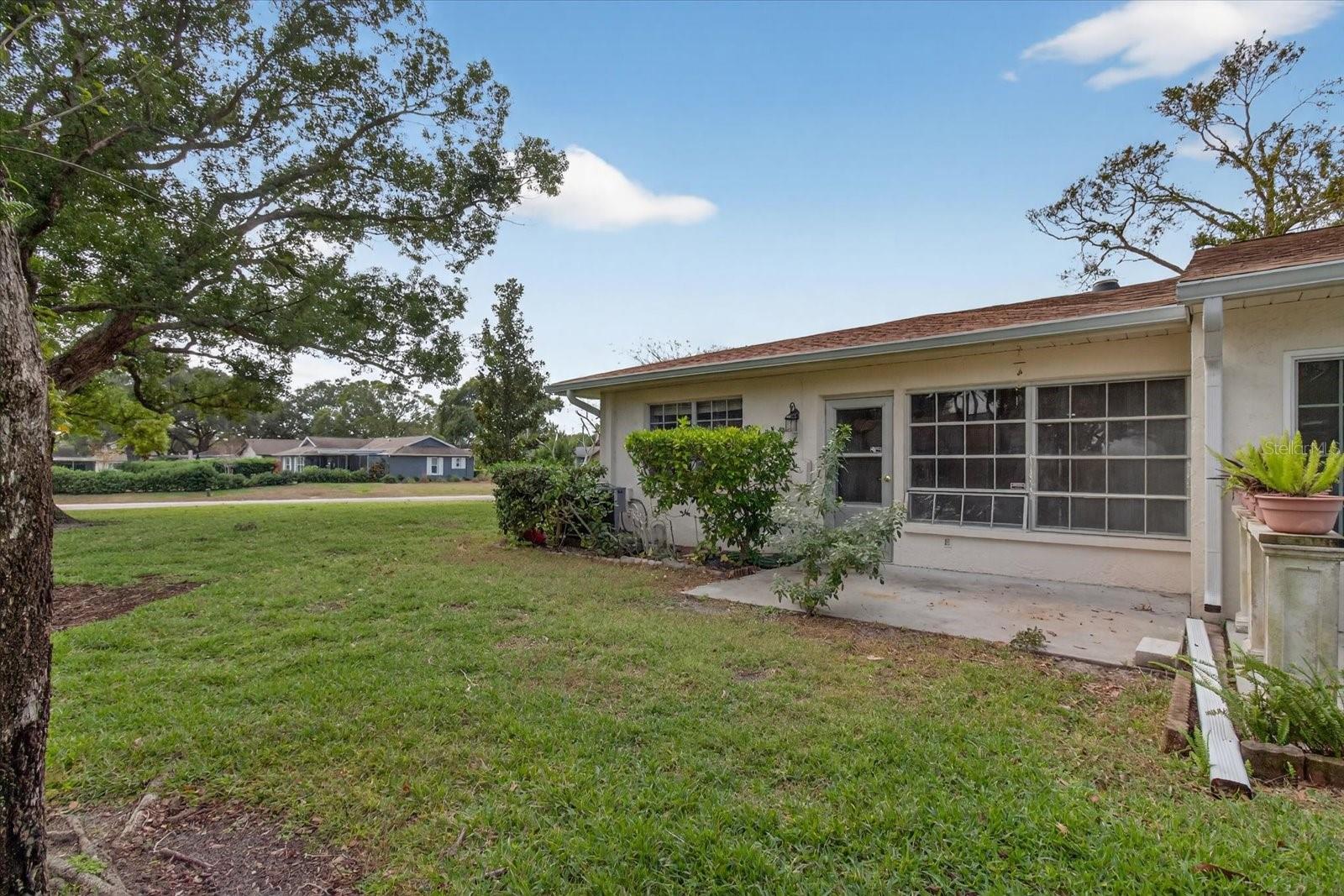 PATIO CONDO 1 - Residential