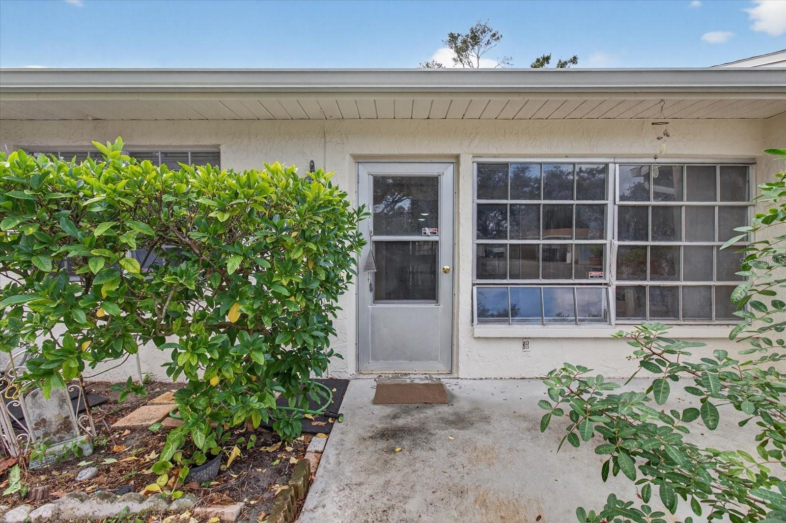 PATIO CONDO 1 - Residential