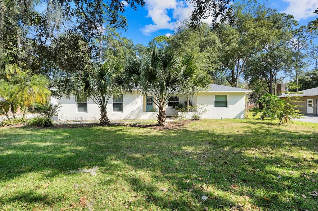 Photo of 600 Chelsea Rd, Longwood, FL 32750 (MLS # O6346026)