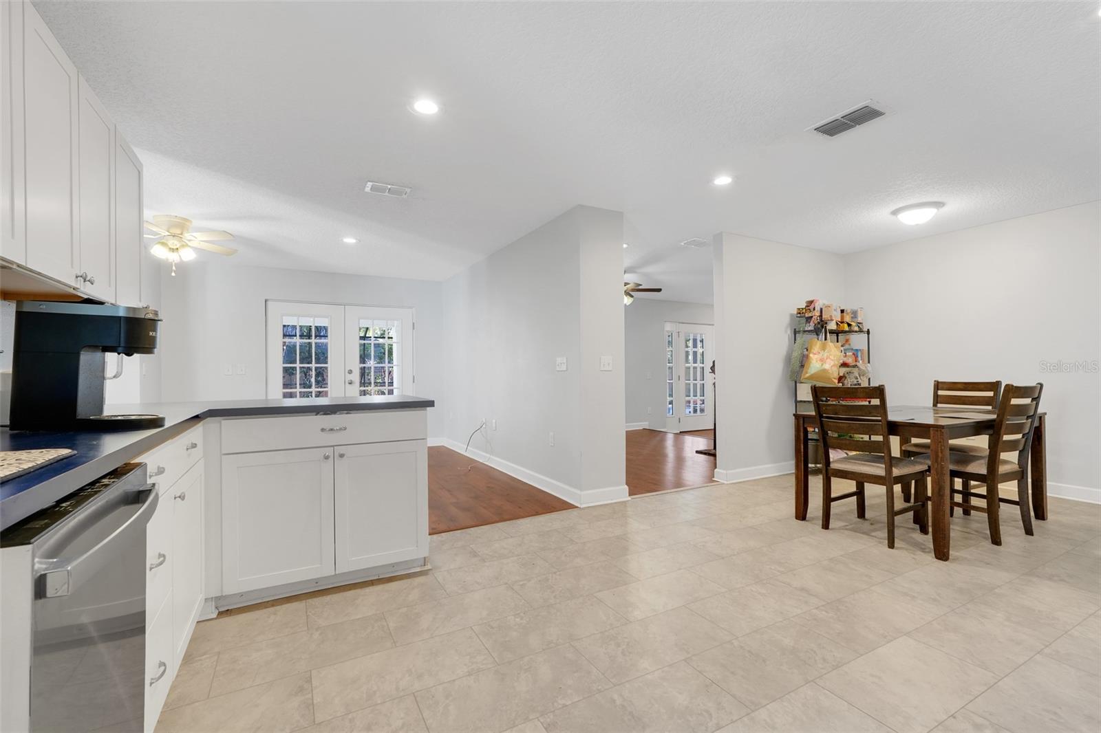 DEVONSHIRE - Residential