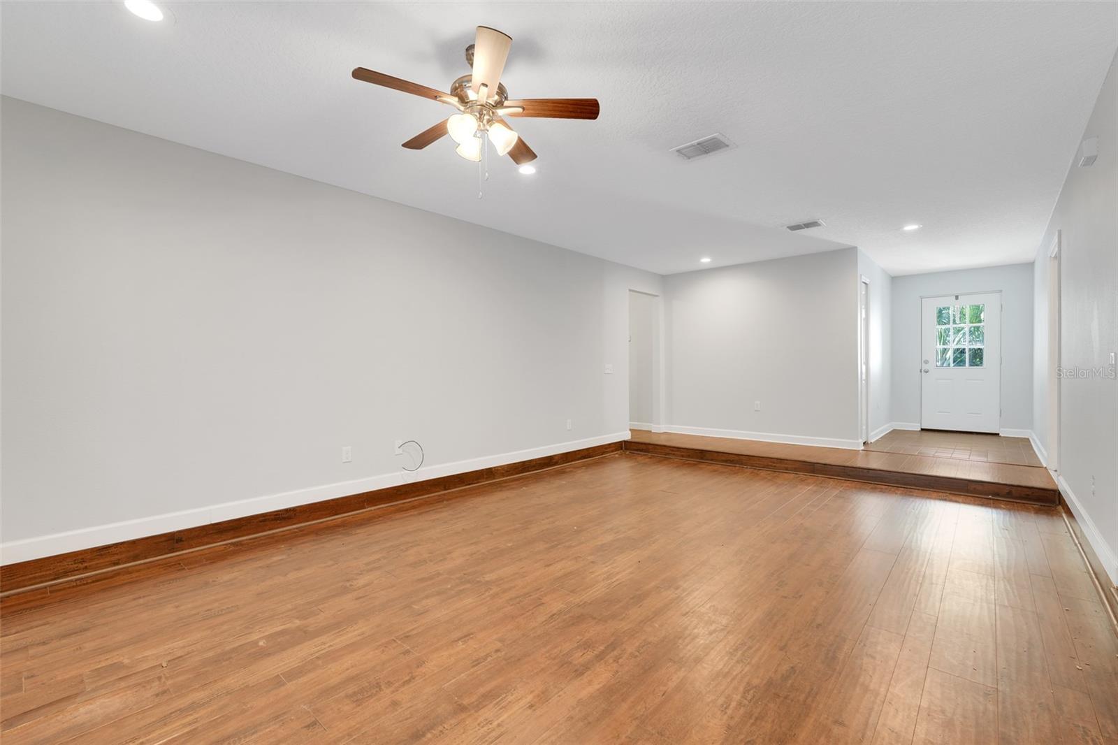 DEVONSHIRE - Residential