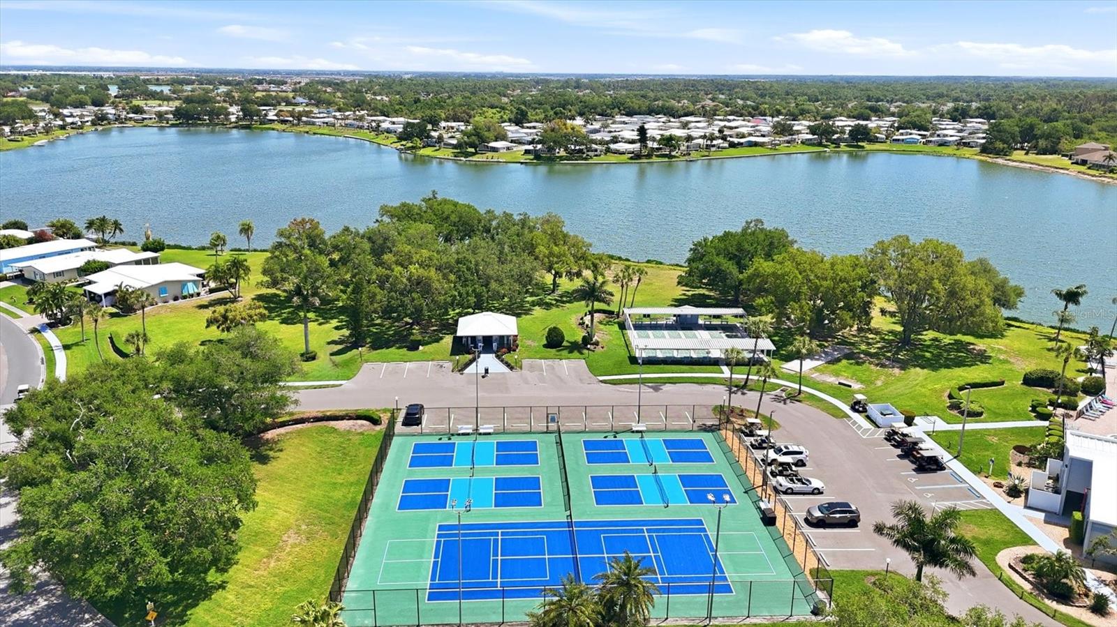 IMPERIAL LAKES ESTATES UNIT II - Residential