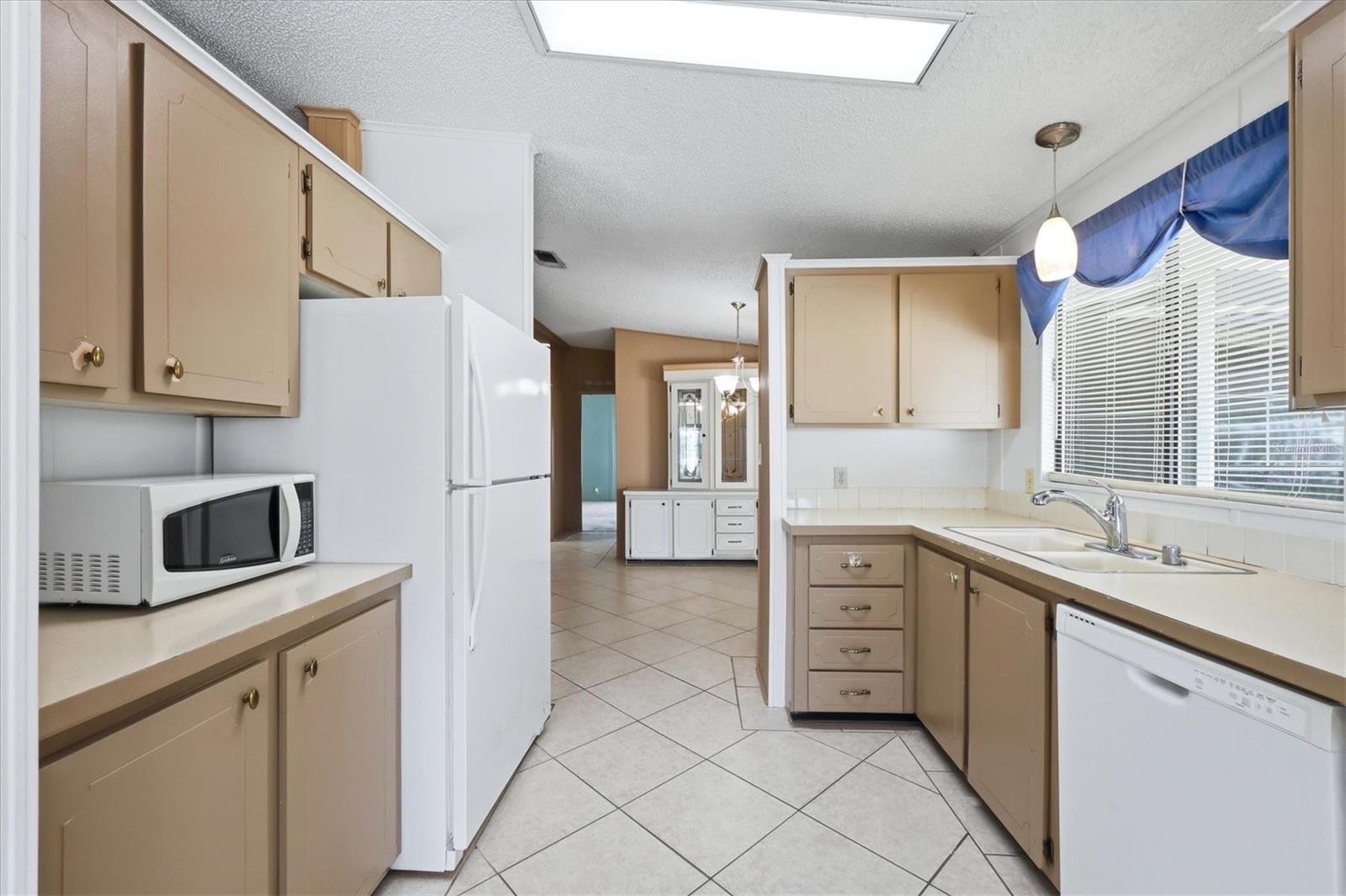 IMPERIAL LAKES ESTATES UNIT II - Residential