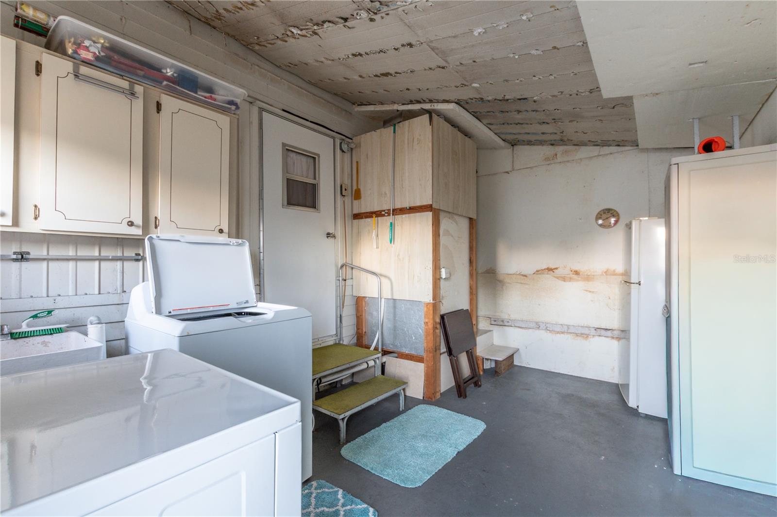 BETMAR ACRES - Residential